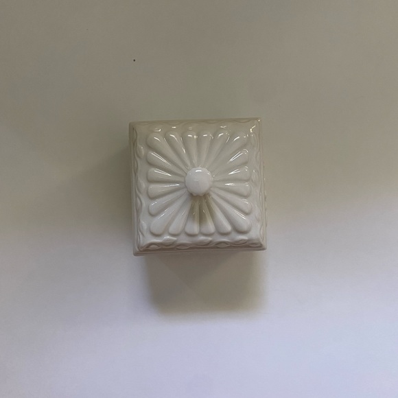 Multi-Use Box - Picture 6 of 7